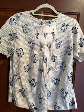 Madewell Silk White and Navy Floral Pintuck Top